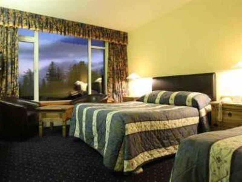 Connemara Gateway Hotel Oughterard Buitenkant foto